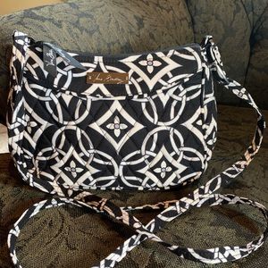 Vera Bradley Crossbody in Concerto pattern